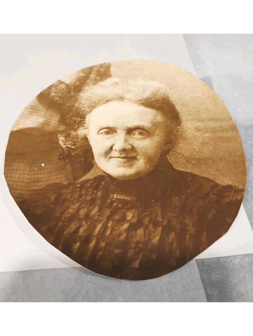 Antique Victorian Round Albumen Hand Cut Photo Portrait Older Woman Lace 1890s
